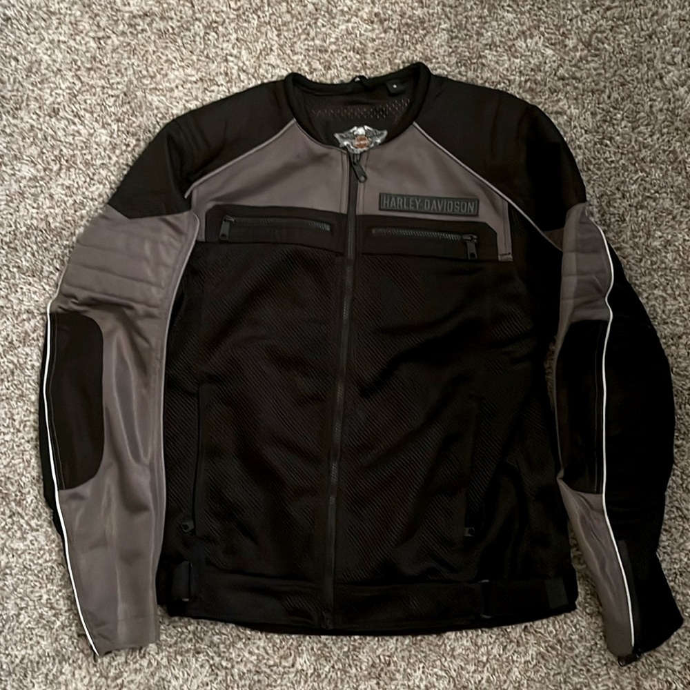 Harley Davidson size L breathable riding jacket